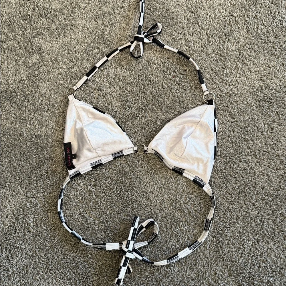 Checkered Black and White Bikini Top - Picture 2 of 3